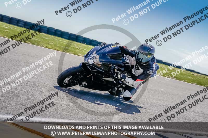 anglesey no limits trackday;anglesey photographs;anglesey trackday photographs;enduro digital images;event digital images;eventdigitalimages;no limits trackdays;peter wileman photography;racing digital images;trac mon;trackday digital images;trackday photos;ty croes